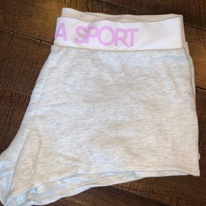 Victoria Secret - shorts